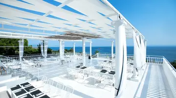 BIANCO OLYMPICO BEACH