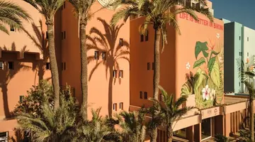 Bikini Island & Mountain Hotel Es Trenc