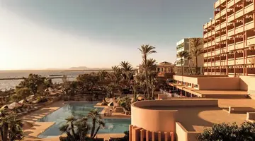 Bikini Island & Mountain Hotel Es Trenc