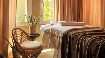 Bikini Island & Mountain Hotel Es Trenc