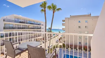 Bikini Universal Hotel