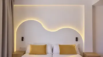 Bikini Universal Hotel