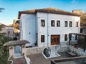 Bineri Hotel