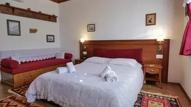 Bineri Hotel