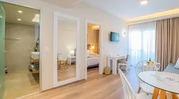 BIO SUITES HOTEL AND SPA