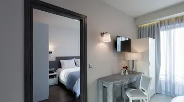 Bio Suites Hotel