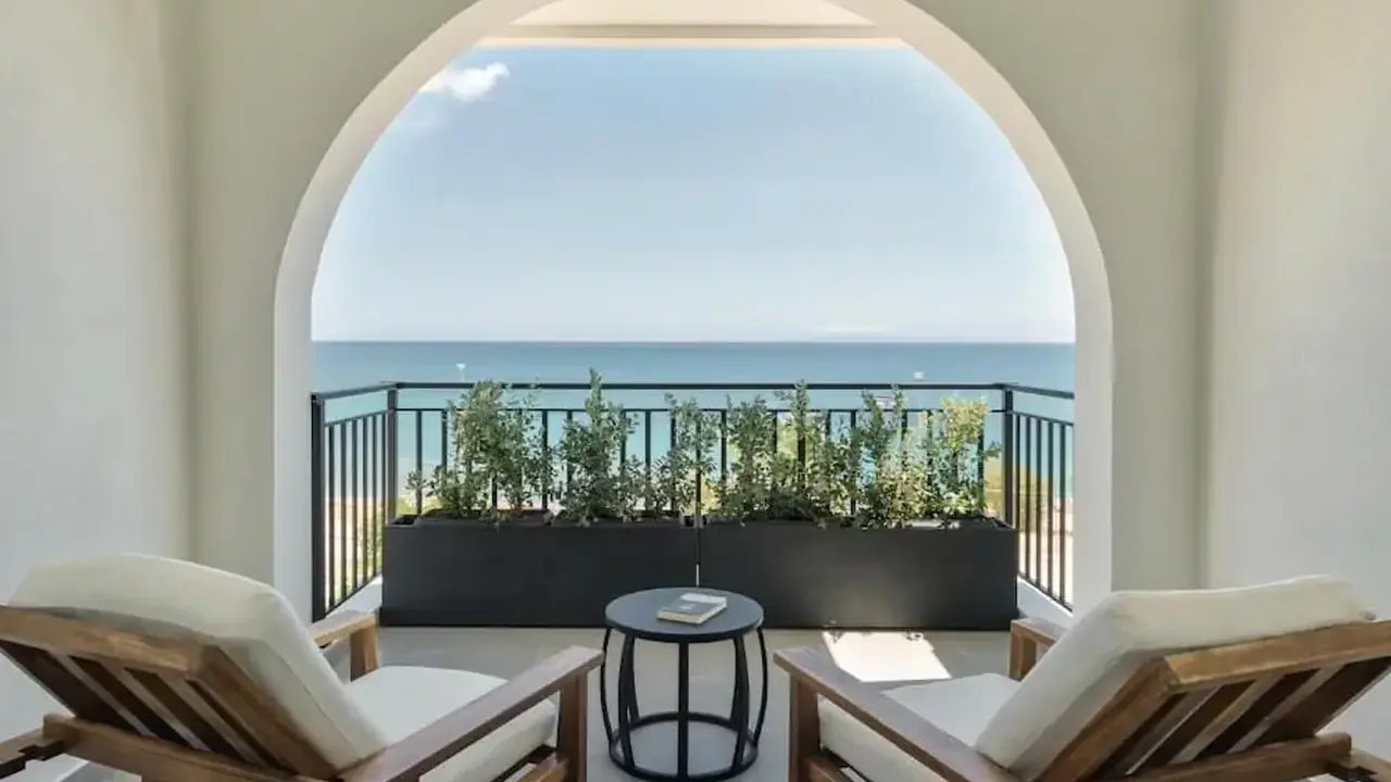 Bitzaro Boutique Hotel