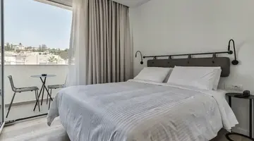 Bitzaro Boutique Hotel