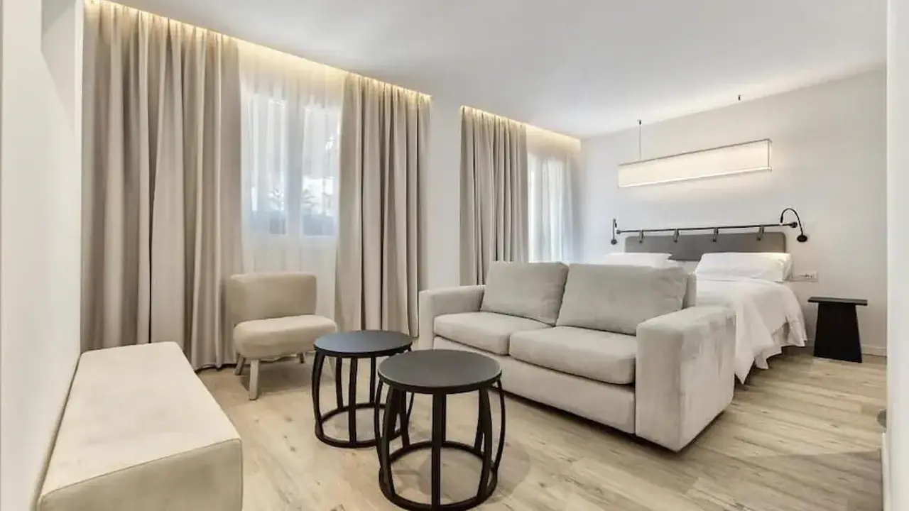 Bitzaro Boutique Hotel