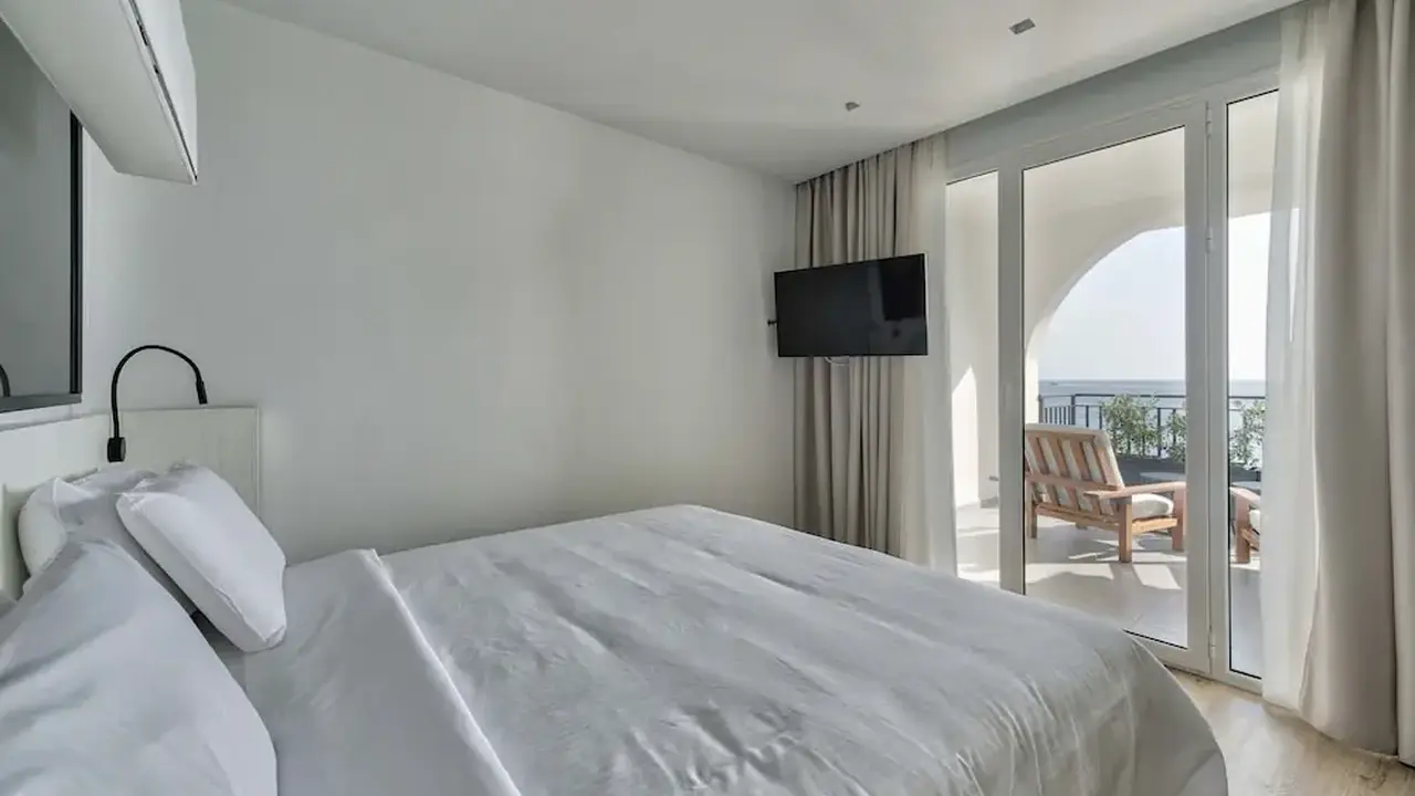 Bitzaro Boutique Hotel