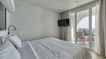 Bitzaro Boutique Hotel