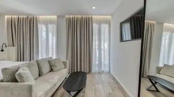 Bitzaro Boutique Hotel