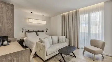 Bitzaro Boutique Hotel