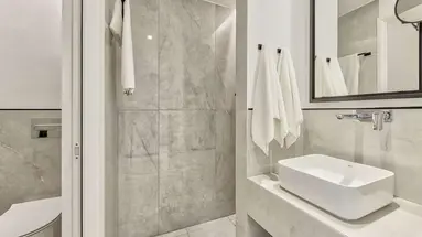 Bitzaro Hotel