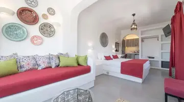 BLACK COAST SANTORINI