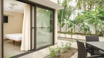 Black Stone Beach resort