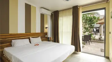 Blackstone Beach Resort