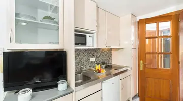 Blau Apartments