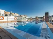 Blau Apartments