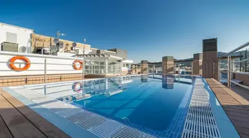 Blau Apartments