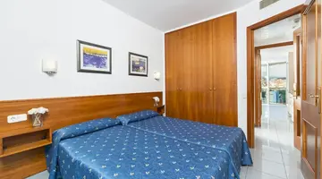 Blau Apartments