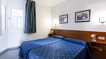 Blau Apartments