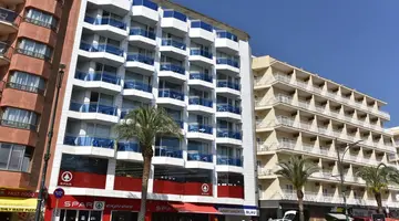 Blau Apartments