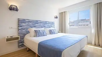 BLAU PUNTA REINA FAMILY RESORT