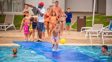 BLAU PUNTA REINA FAMILY RESORT