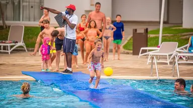 BLAU PUNTA REINA FAMILY RESORT