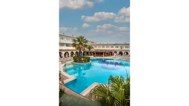 BLAU PUNTA REINA FAMILY RESORT