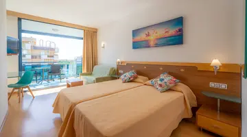 BLAUCEL HOTEL