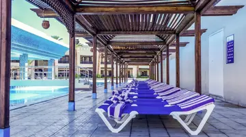 Blend Club Aqua Hotel