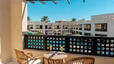 Blend Club Aqua Hotel