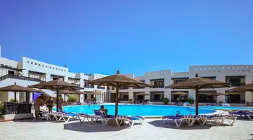 Blend Club Aqua Hotel