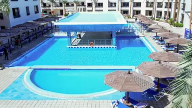 Blend Club Aqua Hotel