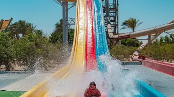 Blend Club Aqua Hotel