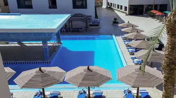 Blend Club Aqua Hotel