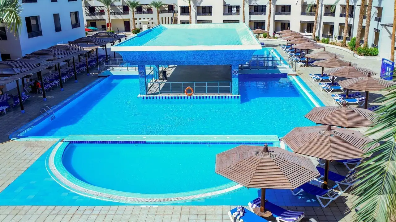 Blend Club Aqua Resort