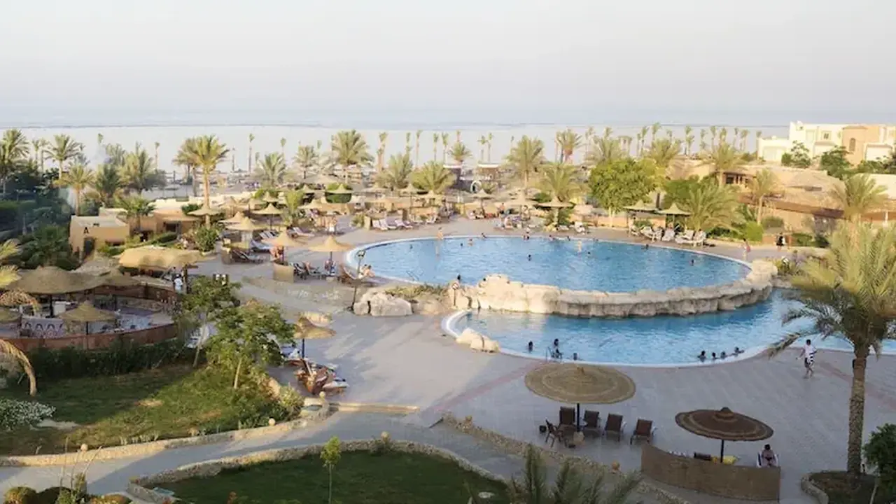 Blend Elphistone Resort