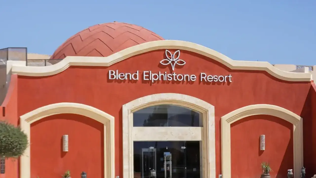 Blend Elphistone Resort