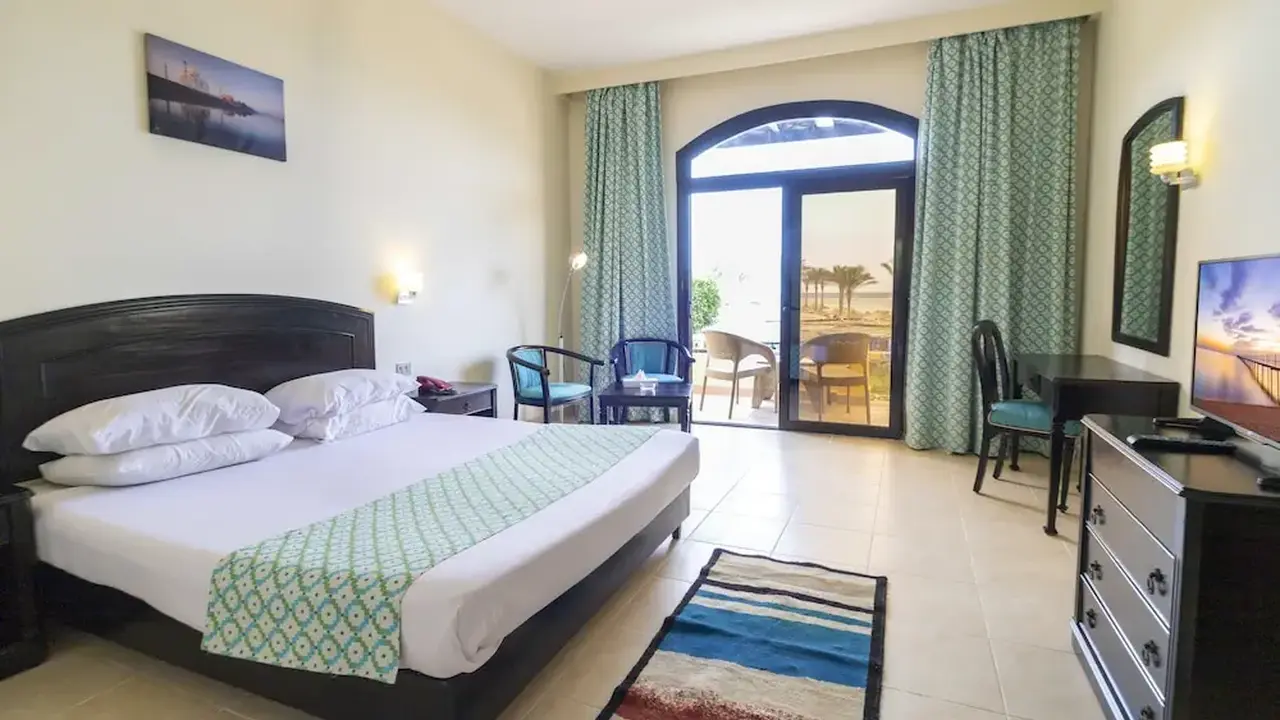 Blend Elphistone Resort