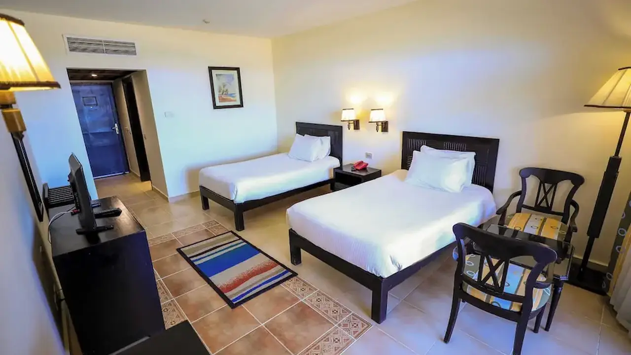 Blend Elphistone Resort