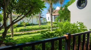 BLOOMING LOTUS RESORT