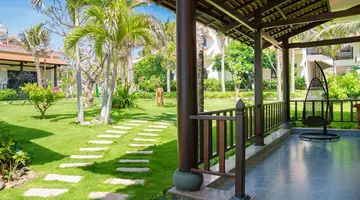 BLOOMING LOTUS RESORT