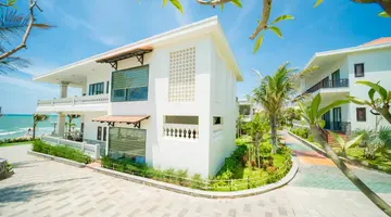 BLOOMING LOTUS RESORT