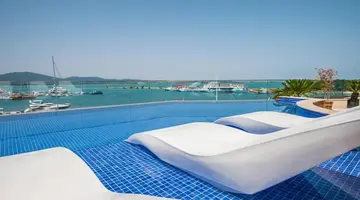 Blu Bay Design Hotel