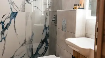 Blu Waters Boutique Hotel