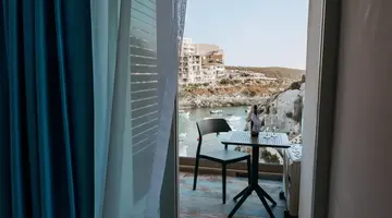 Blu Waters Boutique Hotel