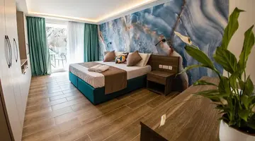 Blu Waters Boutique Hotel